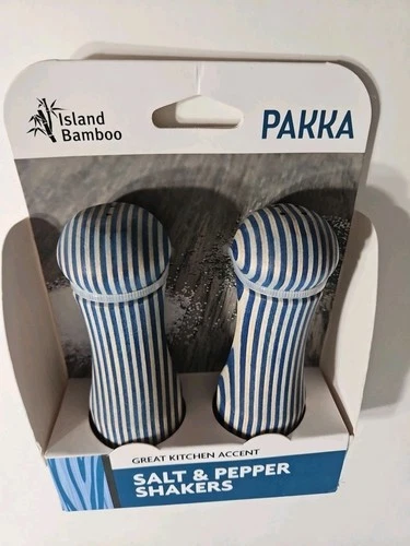 BAMBOO BAY PAKKA Wood Salt and Pepper Shaker - Thumbnail 2