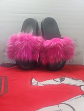 Women s Size 11 Pink Faux Fur Slide Slippers