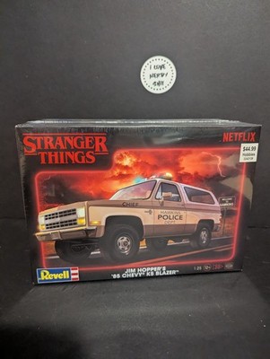Reveal - Stranger Things - Jim Hopper's '85 Chevy K5 Blazer Model (SEALED)