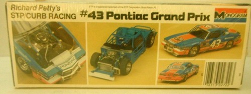 Vintage 1985 Monogram #43 Petty Pontiac Grand Prix Stock Car 1:24 NIB Sealed Box - Picture 4 of 4