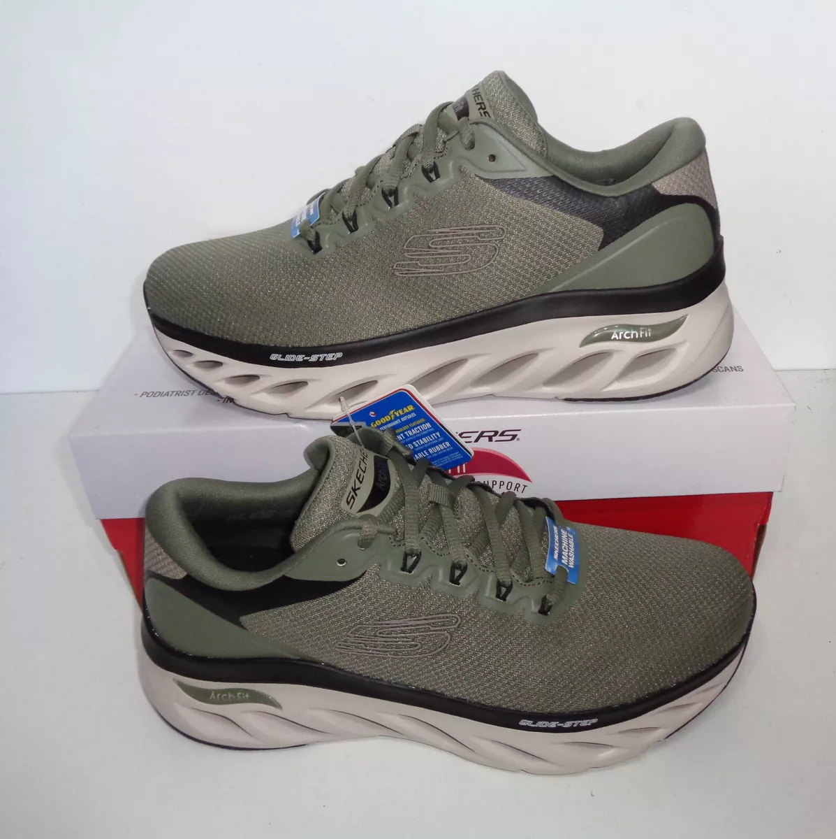 Skechers Mens Memory Foam Lace Up Casual Shoes Trainers New RRP 109 Sizes 6 9.5