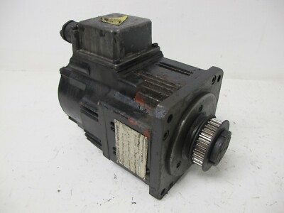 OKUMA BL Servo Motor BL-MS45E-30TN-A 3000 RPM 1.4 KW BLMS45E-30TN-A 1.4KW 143V A