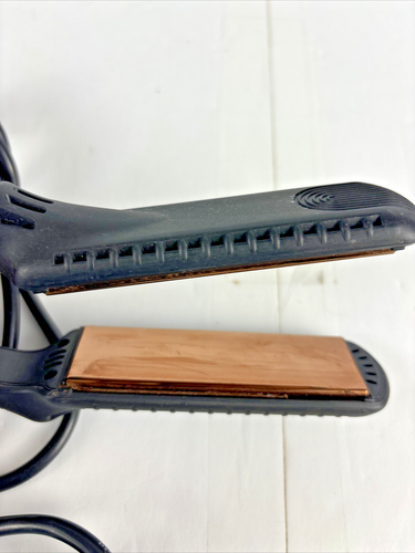 CROC Rose Gold Titanium Flat Iron 1.25" - Picture 4 of 10