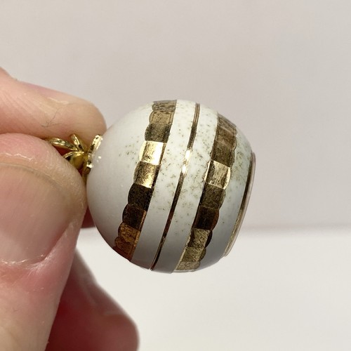 Vintage Bucherer Pendant Orb Watch White Enamel & Gold - WORKS - Picture 11 of 21