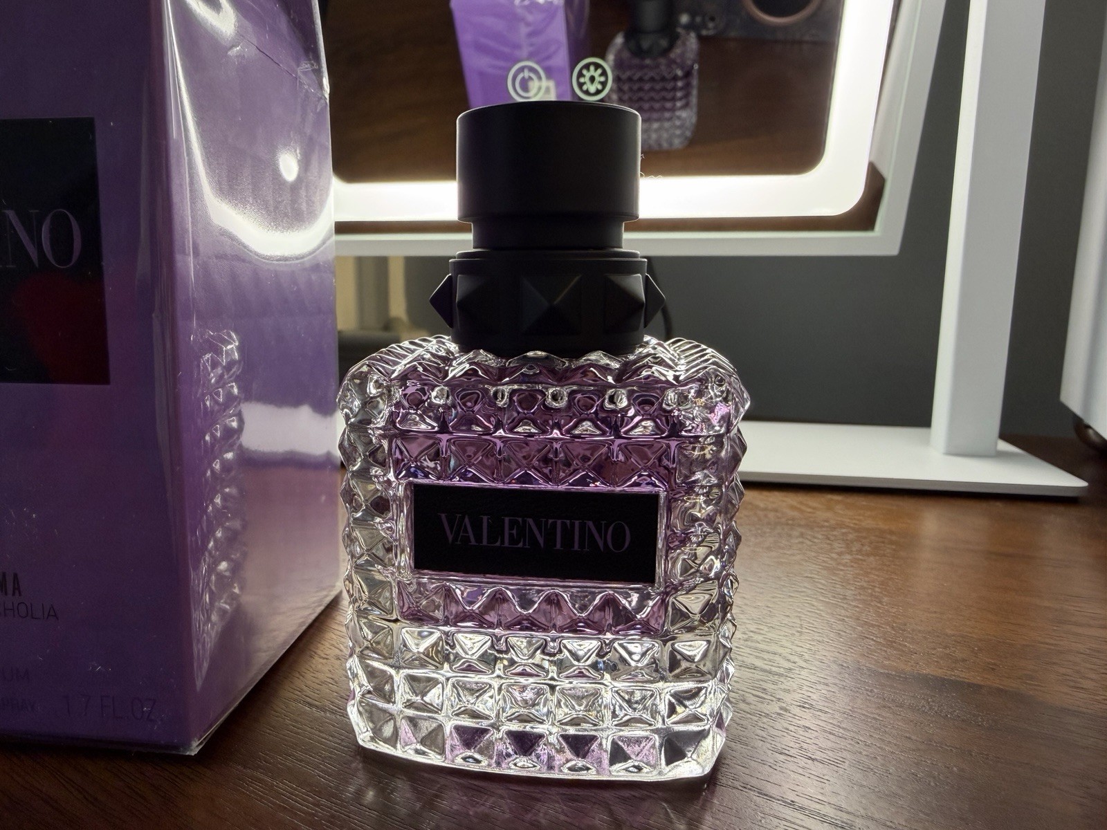 Valentino Donna Born In Roma Purple Melancholia 50ml thumbnail 3