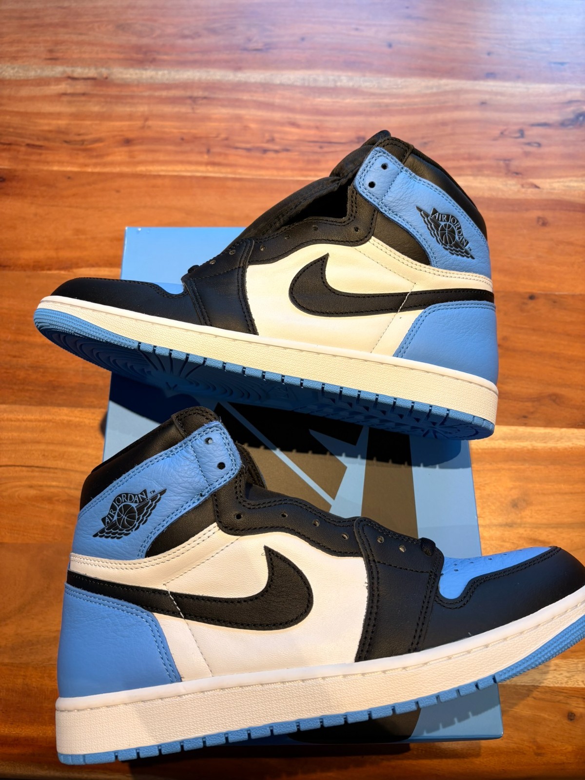 Nike Air Jordan 1 Retro High "UNC Toe" US 11/EU 45 | NEU mit Rechnung |DZ5485400