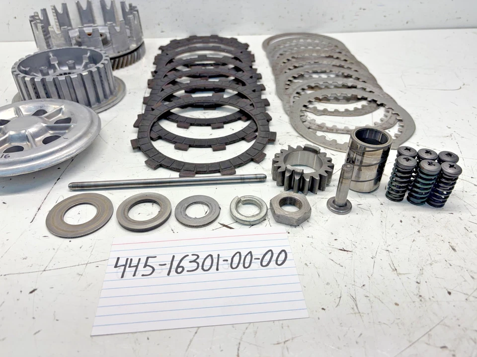 Yamaha DT360 DT 360 Engine Clutch Assembly / Basket / Plates / 445-16301-00-00 - Image 4 of 4