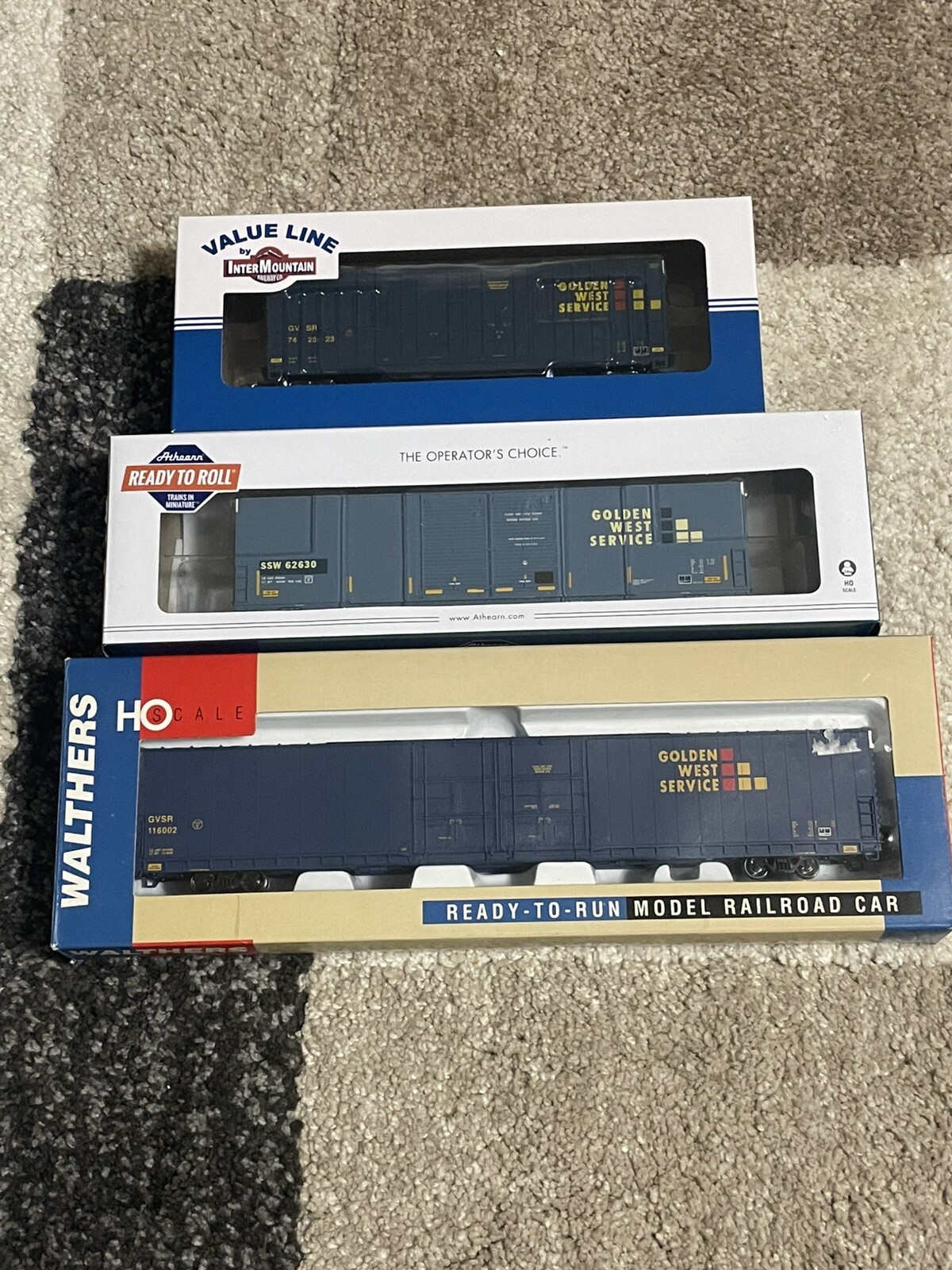 ho scale golden west service Lot of 3 , INTERMOUNTAIN, Athearn , Walthers