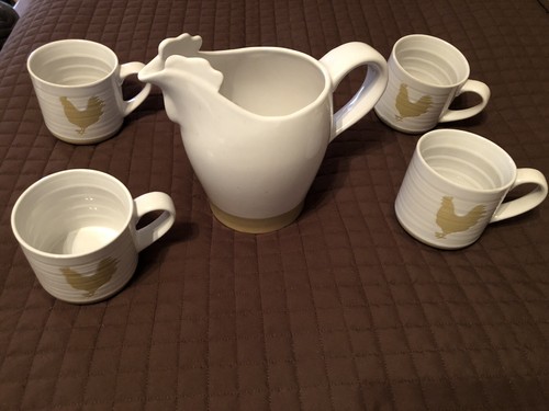 Cracker Barrel Susan Winget White Stoneware ROOSTER Pitcher 8.5” And 4 Mugs - 第 6/6 張圖片