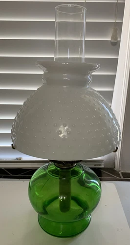 BEAUTIFUL VTG Eagle Emerald Green Oil Lamp with White Hobnail Milk Glass Shade