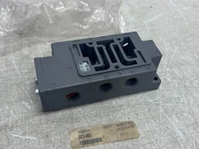 NUMATICS 203-493 1/2" Plug-In Sub Base for Mark 55 Air Control Pneumatic Valve