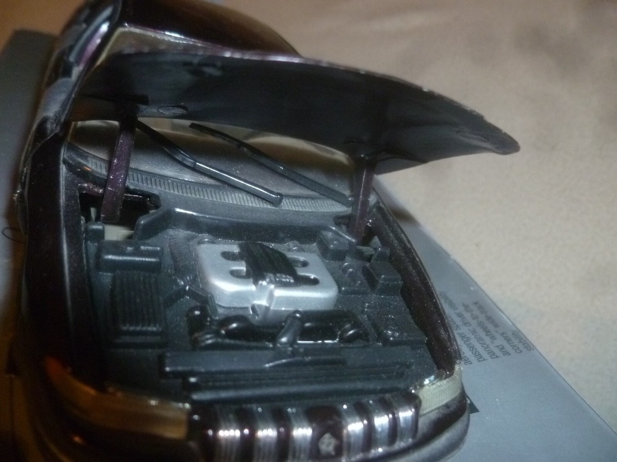 1993 CHRYSLER CONCORDE BROOKFIELD COLLECTORS GUILD DIECAST REPLICA