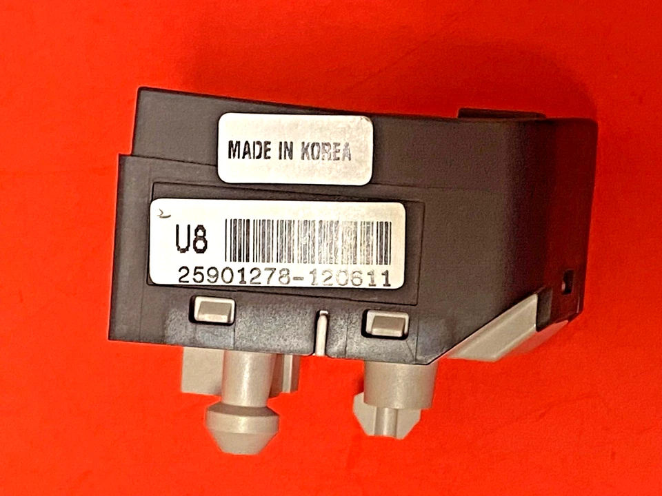 GM. Interruptor de control de audio del volante 25901278 SAS198 se adapta a 09-10 Saturn Vue Foto 3 de 4