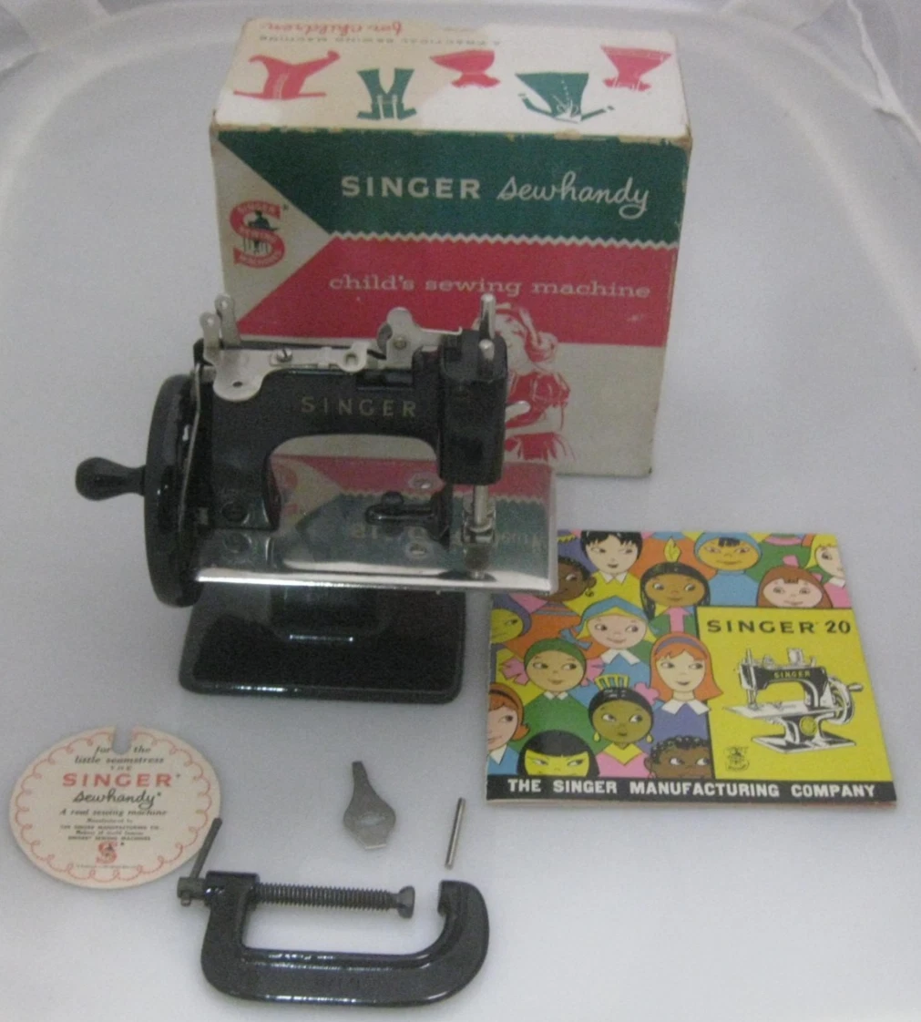 SINGER Child-sized Sewing Machine Collectible Sewing Machines for