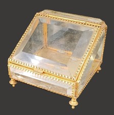 Coffre à bijoux Napoléon III en laiton et verres biseautés - Dim : 9x9x7cm