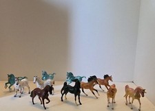Breyer Reeves Plastic Horses Lot Of 11 Small Horses, Some Vintage 4/29