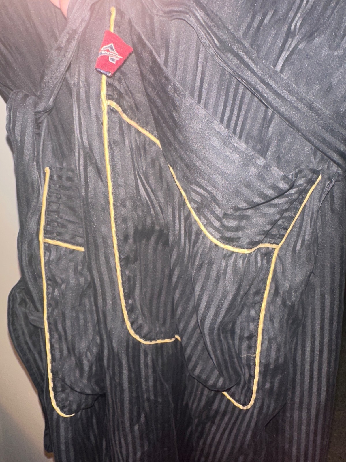 Picture 2 of 6