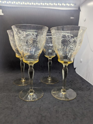 4er Set Mid Century Modern Floral Geätzt Weingläser Goldfarben 7,5" Hoch