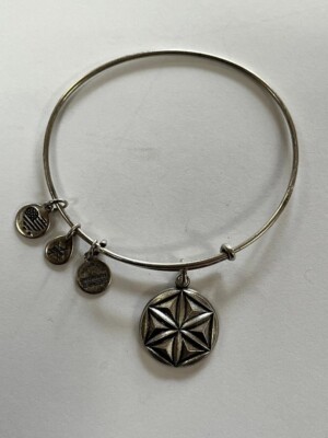 Designer Alex and Ani ''Aphrodite's Flower'' Costume Jewelry Bangle Bracelet 