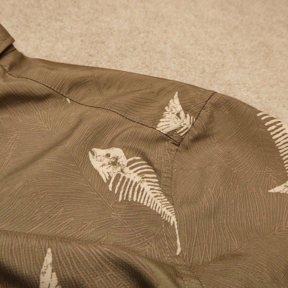 Chaps Fishing Shirt Adult Medium Brown All Over Fish Skeleton Print Button Down - Image 4 of 4