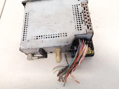 Renault Megane 2004 Autoradio 8200256141, 8200256141-c #1537598-32 - Bild 2 von 9