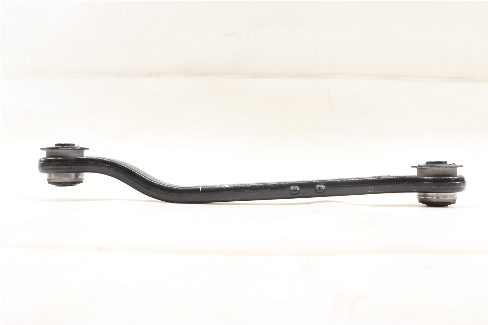 NEW OEM GM Rear Upper Suspension Control Arm 15767252 Suburban 