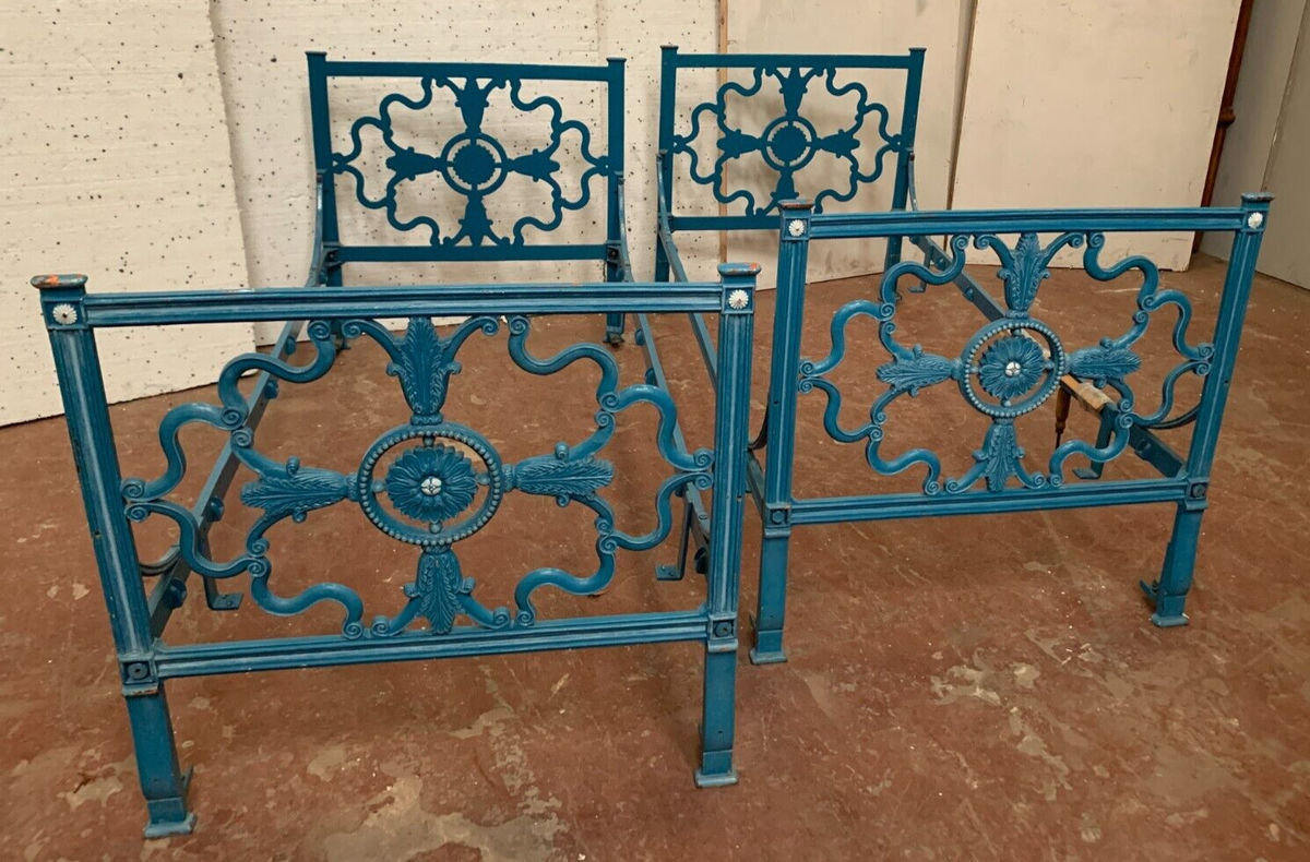 Foyers français (2) - Style Empire - Fer (fonte) - XIXe