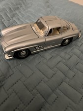 BURAGO 1954 MERCEDES-BENZ 300SL DIECAST MODEL MADE IN ITALY