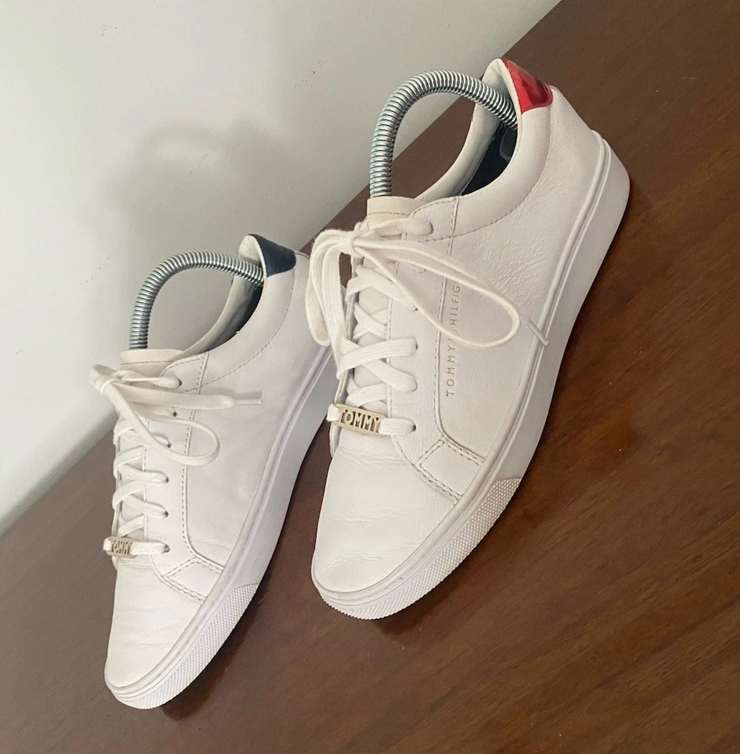 Tommy Hilfiger women’s essential white leather sneakers sz38 EUC