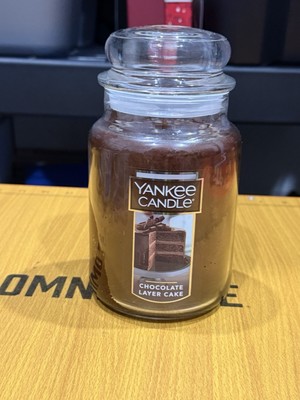 Yankee Candle CHOCOLATE LAYER CAKE 22 oz Large Jar Candle New
