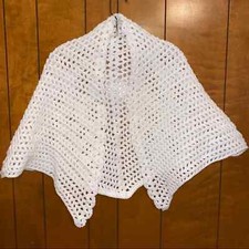 White cape/shawl