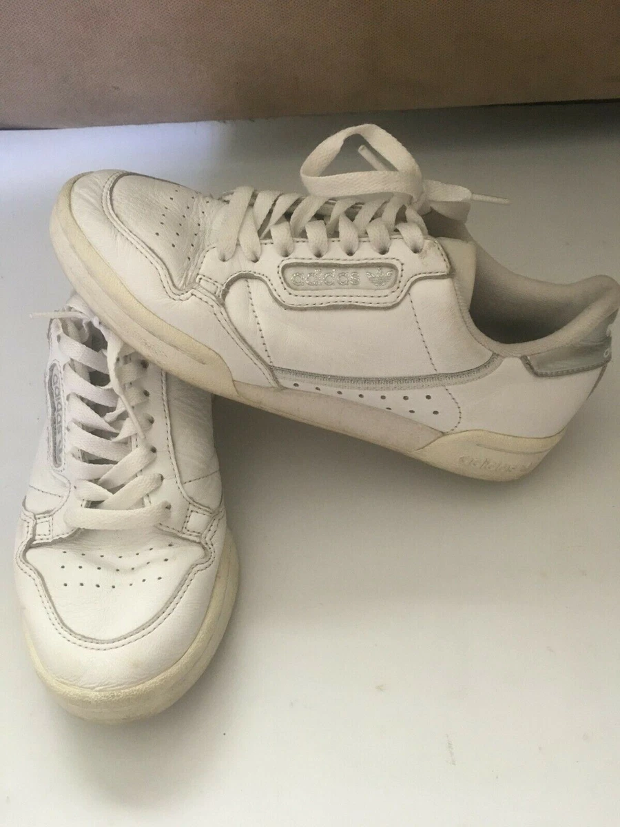 Women Adidas shoes White Size 6 Tie up shoe lace with Silver