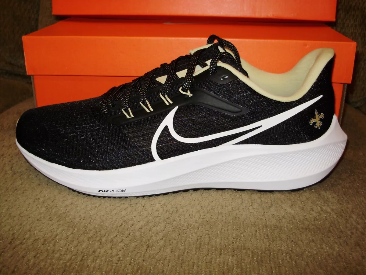 nike pegasus saints