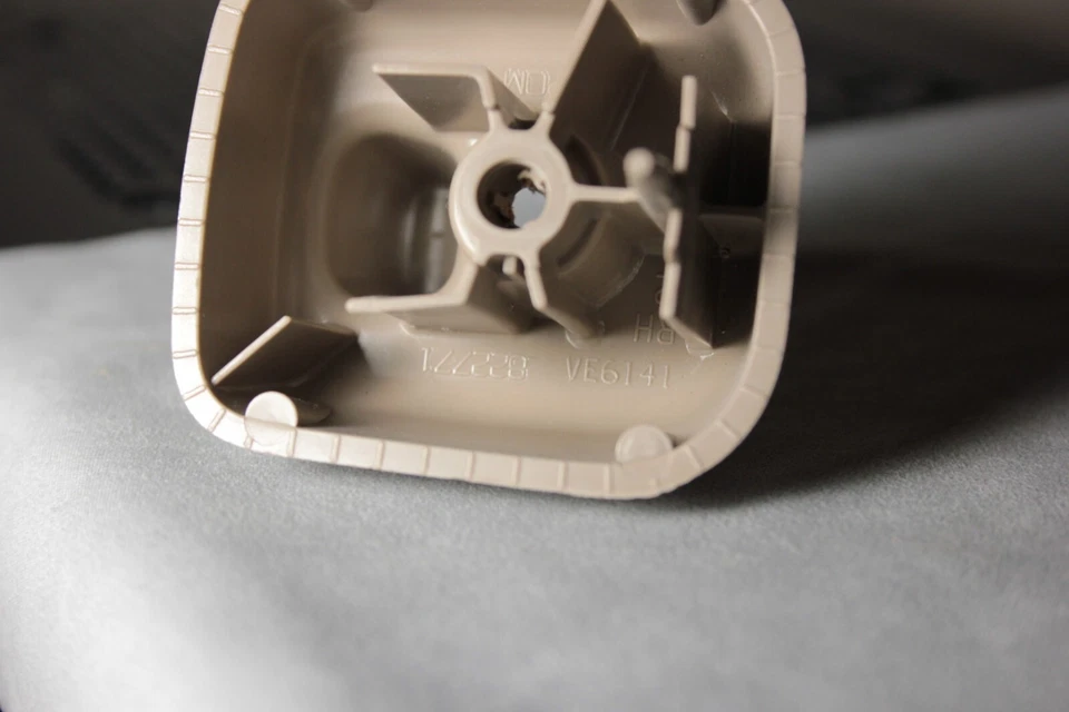 97-01 Ford F-150 gancho parasol lado del pasajero derecho clip bronceado 822771 VE6141 Foto 4 de 4