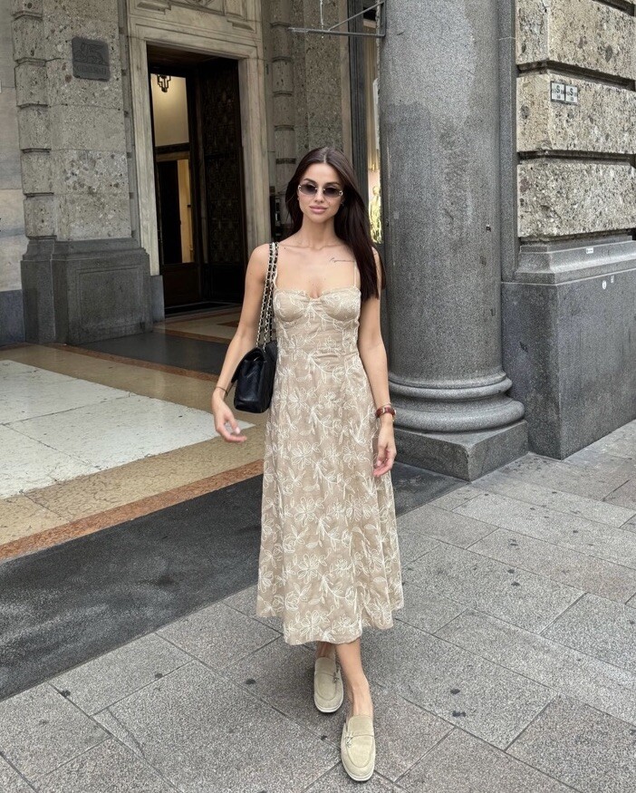ワンピース ANDMARY Lady like long dress beige andmary Lady like long dress beige - メルカリ