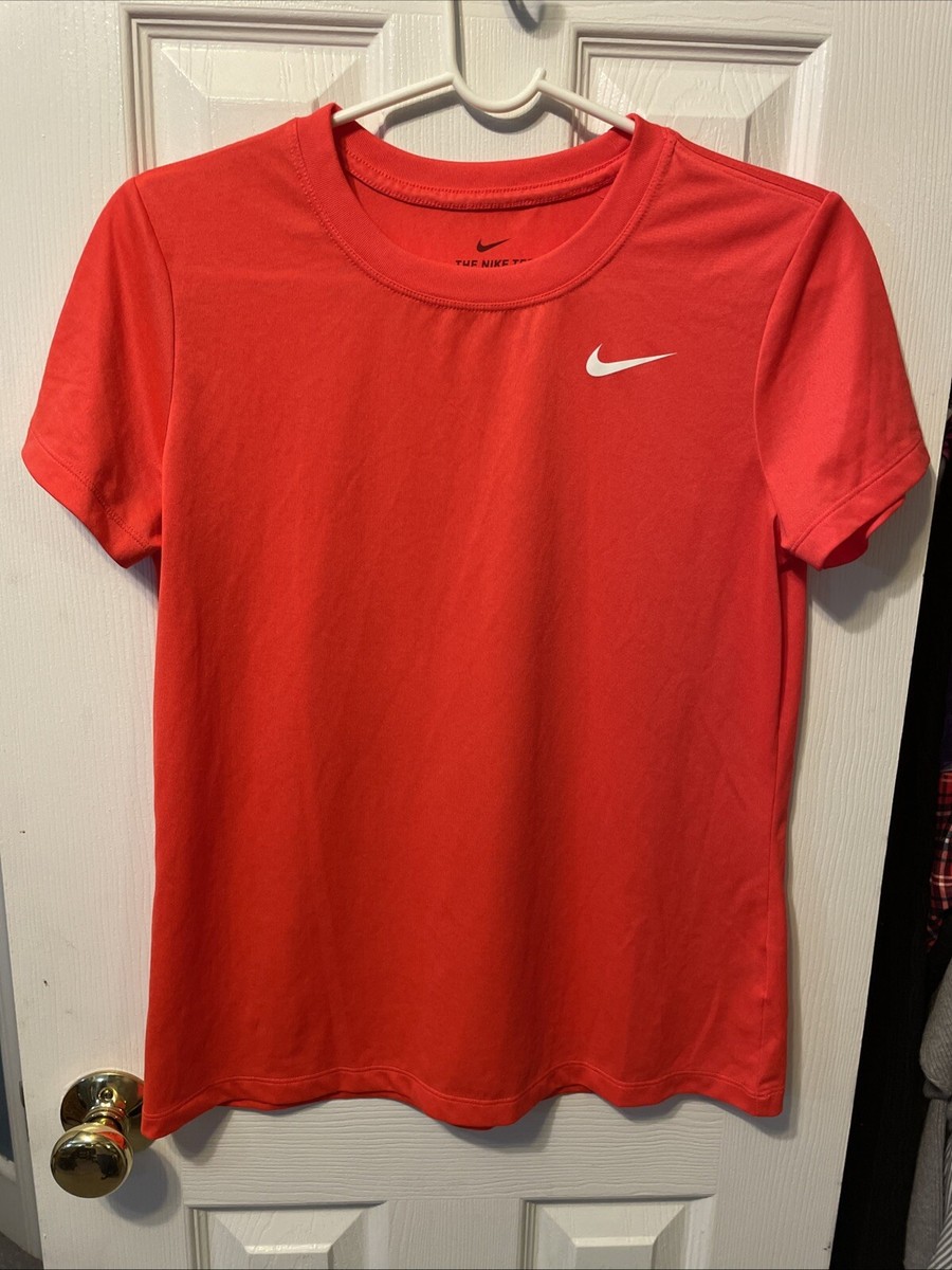 The Nike Tee Men's Red Dri-Fit Shirt Size Medium