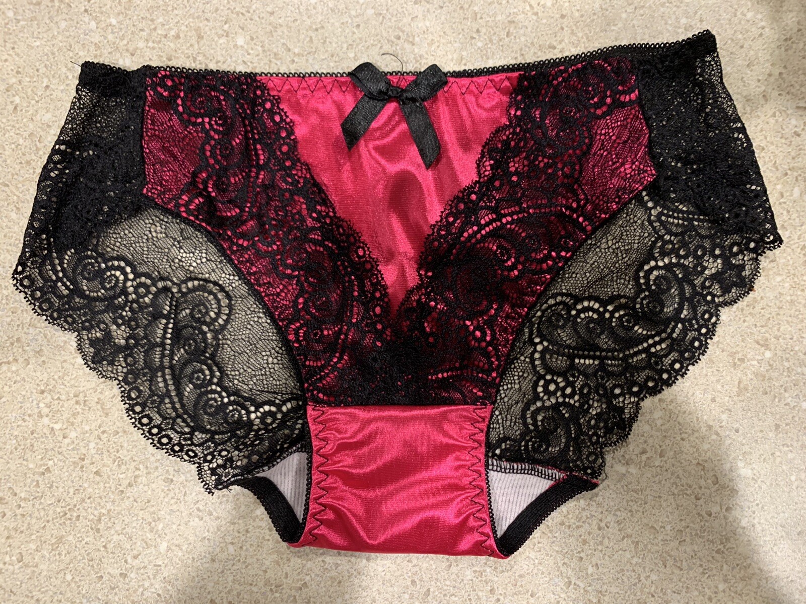 Picture 1 of 2