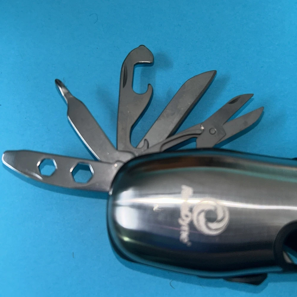Multi Tool With flashlight