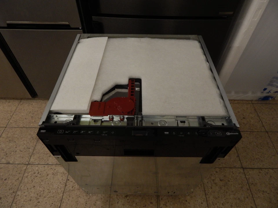 Bauknecht B7I HF60 TUC vollintegrierbarer Geschirrspüler 15 Maßgedecke Schwarz - Bild 2 von 4