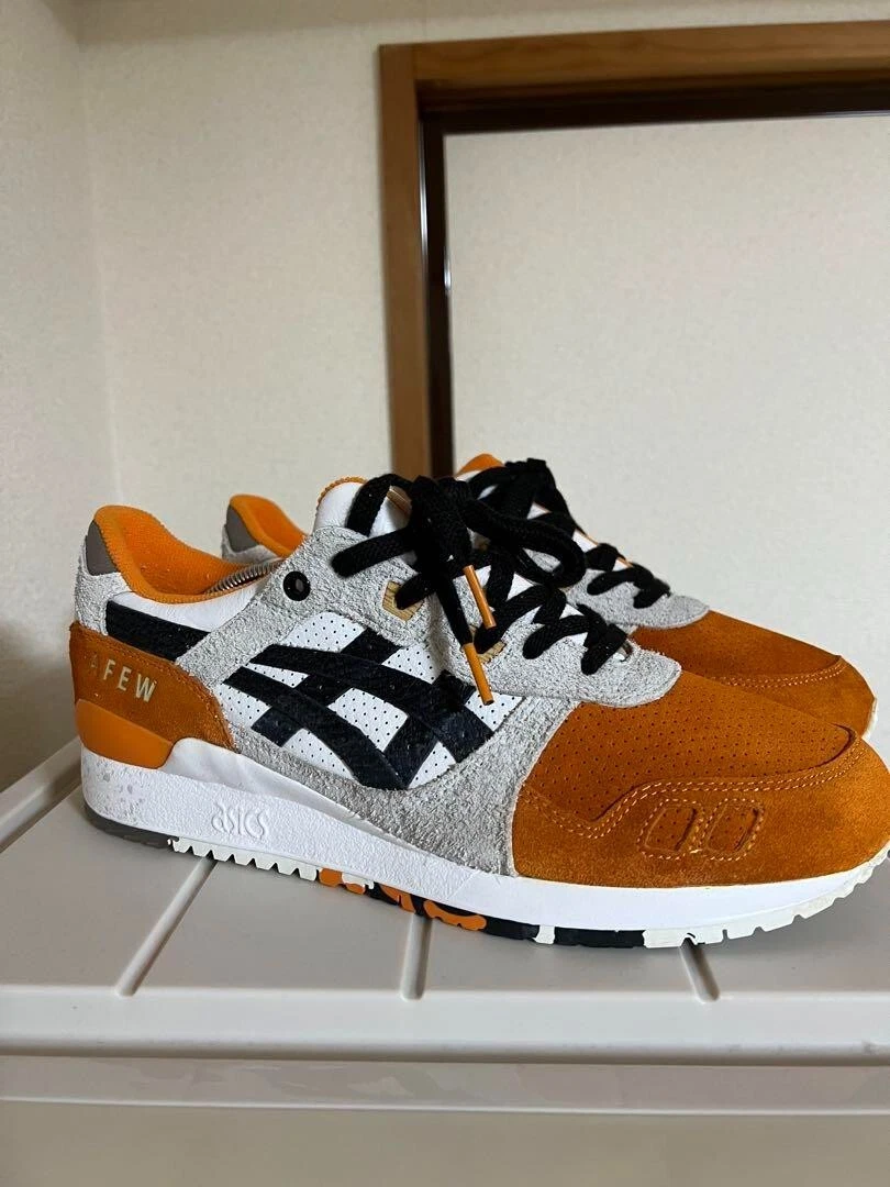 Asics orange koi for hotsell sale