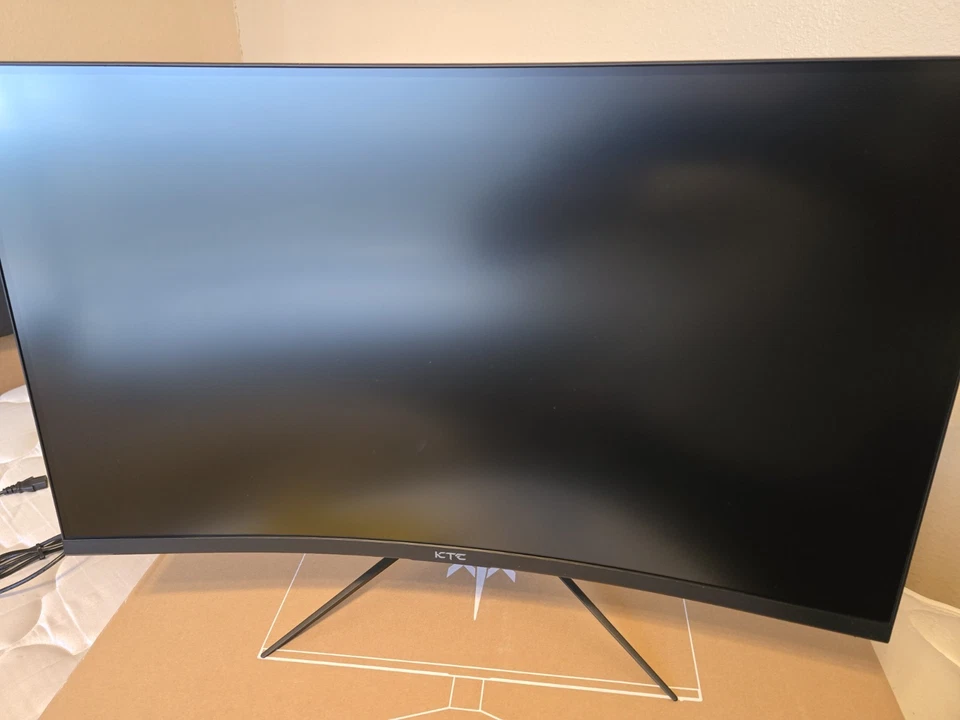 32" Curved Gaming Monitor VC1205 – QHD 2560x1440, 170Hz DP, 120Hz HDMI, 1ms - Image 3 of 4
