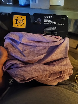 Buff LW Merino Solid Pansy