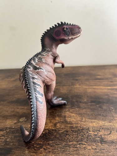 Schleich Dinosaur Brown 2014 Giganotosaurus Toy Model Figure Movable Jaw New. - Picture 6 of 7