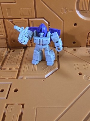 Blokees Transformers Defender Wave Chapter 6 G1 Astrotrain 