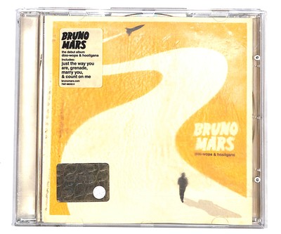 EBOND Bruno Mars - Doo-Wops & Hooligans - Elektra - 7567883325 CD CD135331