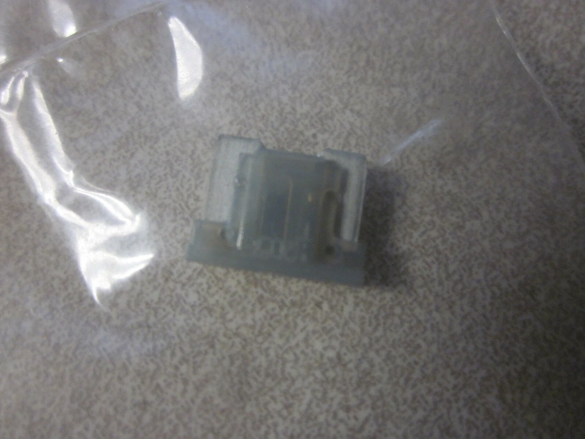 NOS GM Mini 2 A Fuse Buick Enclave Cadillac CTS DTS GMC Acadia