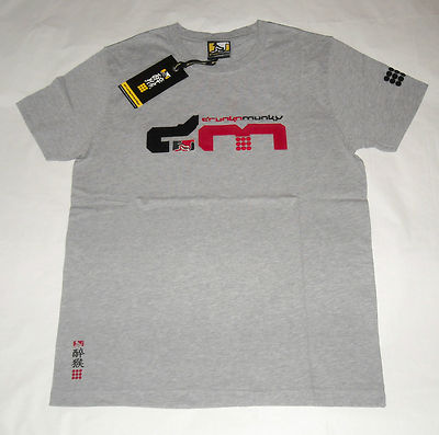 DRUNKNMUNKY Urban Streetwear Grey Graphic T-Shirt Shirt Herren Grau S Neu mit Etikett