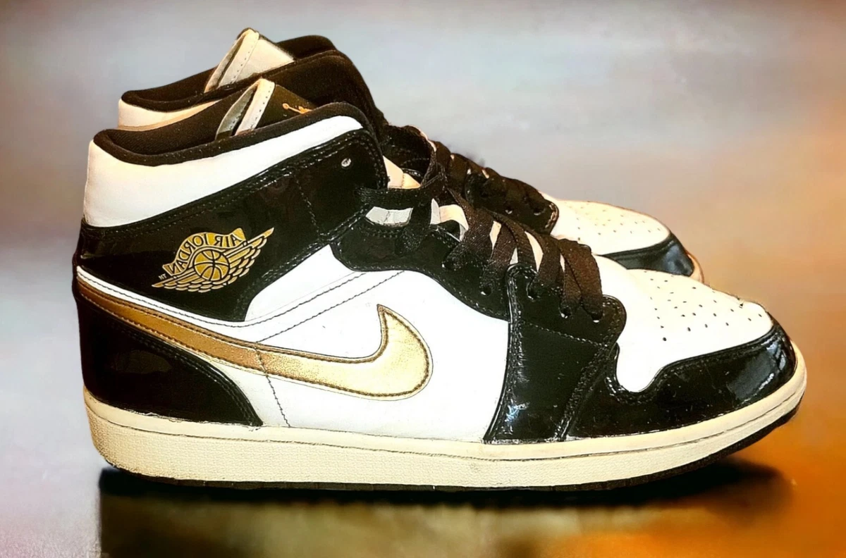 Black and gold store jordans 2019