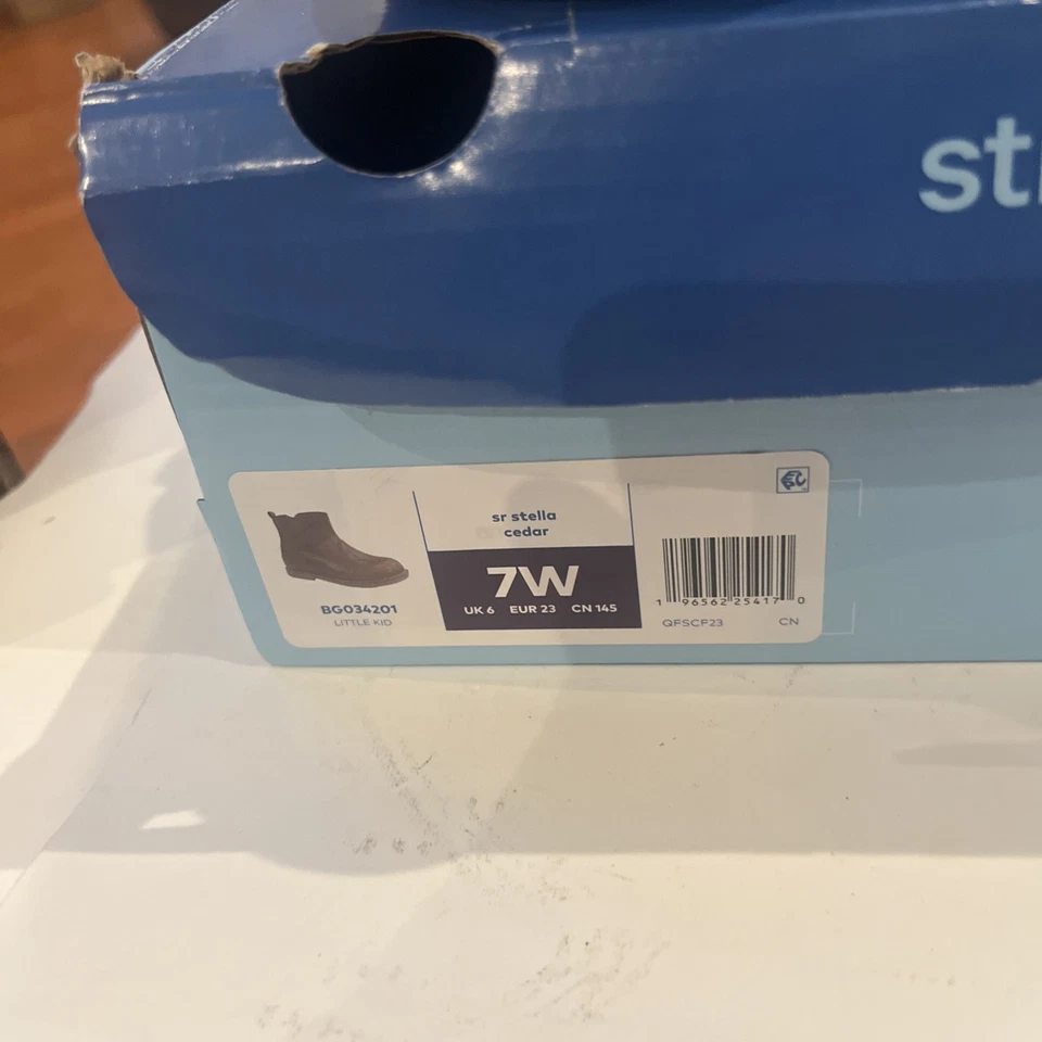 Cedro Stride Rite Stella Foto 2 de 4