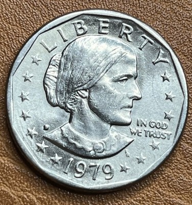 ian サイン 1979-D Susan B Anthony One Dollar Coin. DDO Filled Mint Mark & FG